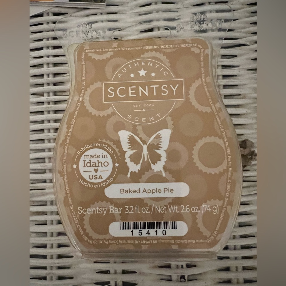 Scentsy Baked Apple Pie Wax Bar 3.2 fl oz New